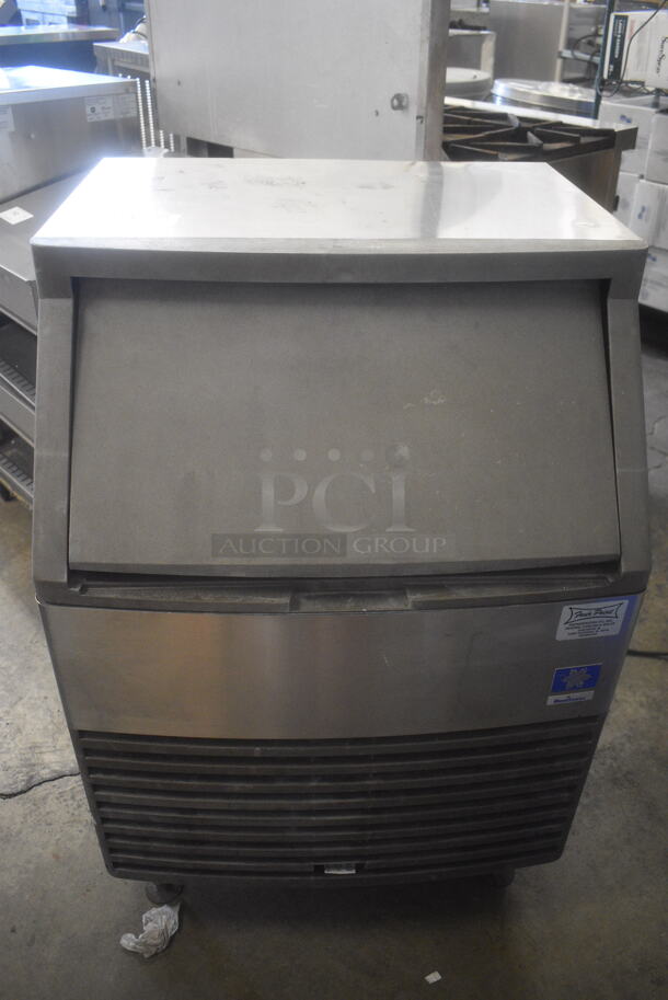 Manitowoc QD Series Undercounter Ice Machine. 115 Volts