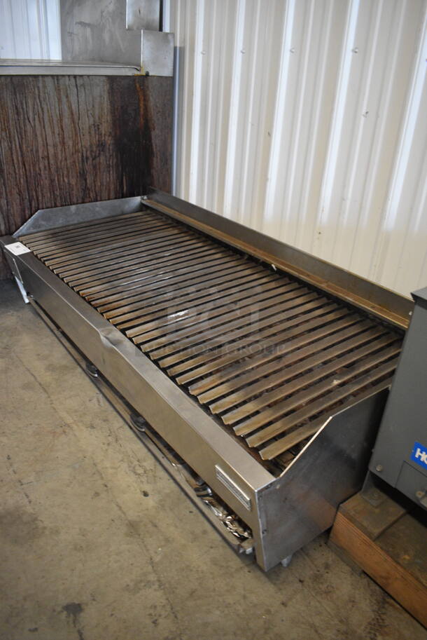 Rankin-Delux 5223 Natural Gas Powered Charbroiler. 30,000 BTU/Burner - Image 3 of 6