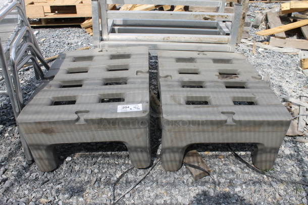 2 Poly Dunnage Racks. 2 Times Your Bid! - Image 1 of 3