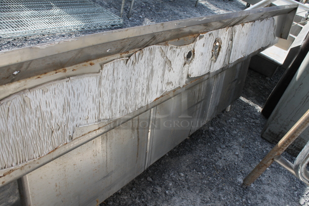 Stainless Steel 3 Bay Sink w/ Drainboards. 16.5x20 Drainboards, Bays are 17.5x18. No Legs - Image 4 of 4