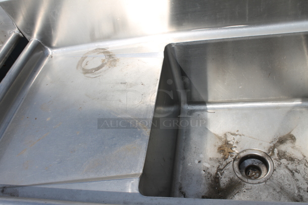 Stainless Steel 3 Bay Sink w/ Left Side Drainboard on Legs. 16x20 Drainboard and 18x18 Bays - Image 3 of 6