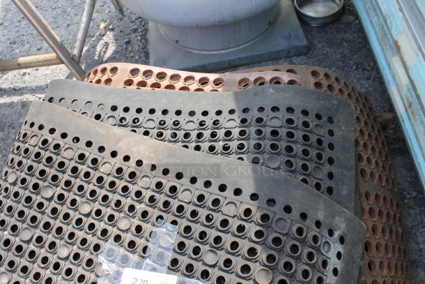 11 Anti Fatigue Mats. 11 Times Your Bid! - Image 3 of 7