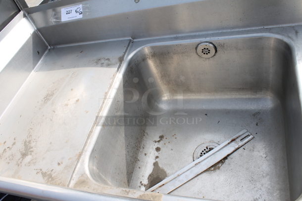 Advance Tabco Stainless Steel 3 Bay Sink w/ Legs and Drainboards. 15.5x23 Drainboards and 19x19 Bays - Image 2 of 8