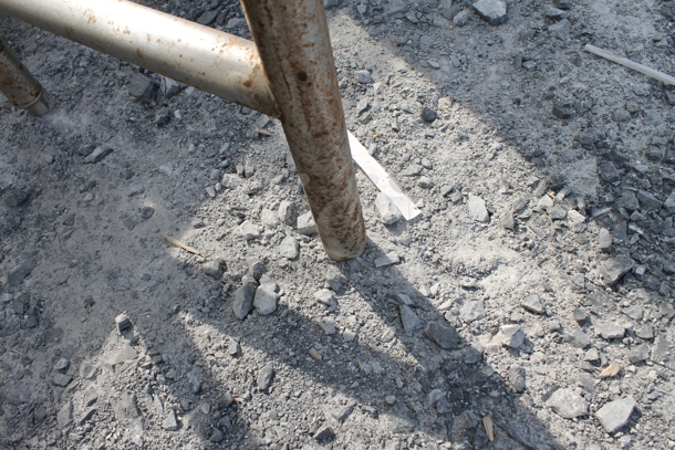 Advance Tabco Stainless Steel 3 Bay Sink w/ Legs and Drainboards. 15.5x23 Drainboards and 19x19 Bays - Image 8 of 8