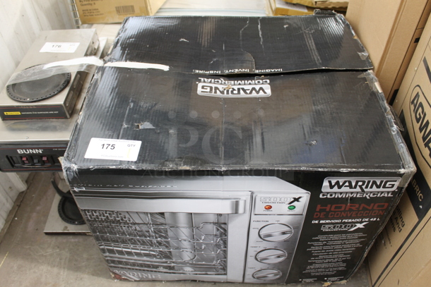 BRAND NEW SCRATCH AND DENT! Waring WCO500X Countertop Convection Oven. 115 V. Tested and Working!