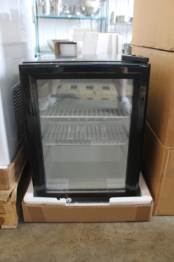 BRAND NEW! Model G5 Display Merchandiser Cooler. 120 Volt 1 Phase. Tested and Working!