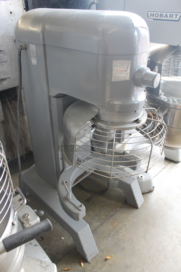 Hobart L800 80 Quart Dough Mixer w/ Bowl Guard 208 Volts 3 Phase - Image 2 of 7