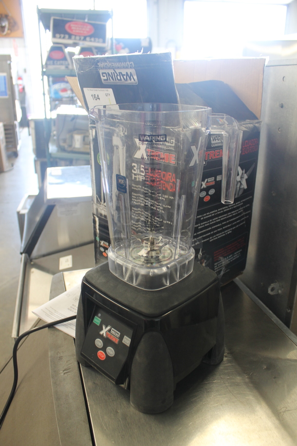 IN ORIGINAL BOX! Waring MX1050XTX Countertop Blender. No Lid. 120 Volt. Tested and Does Not Power On - Image 2 of 3