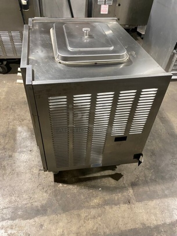 Taylormate Commercial Soft Serve AIR COOLED Ice Cream Machine! All Stainless Steel! On Legs! - Image 2 of 7