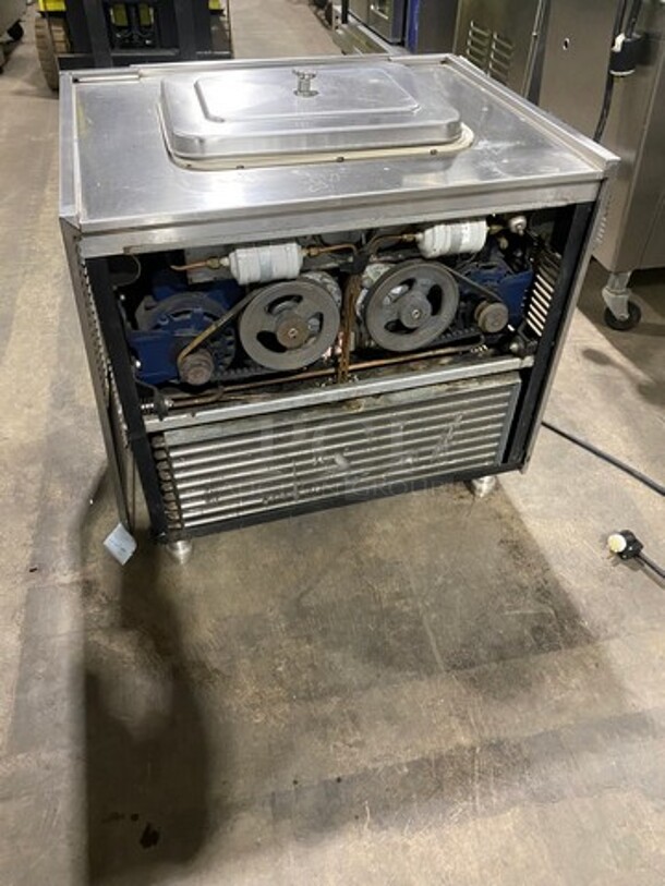 Taylormate Commercial Soft Serve AIR COOLED Ice Cream Machine! All Stainless Steel! On Legs! - Image 3 of 7