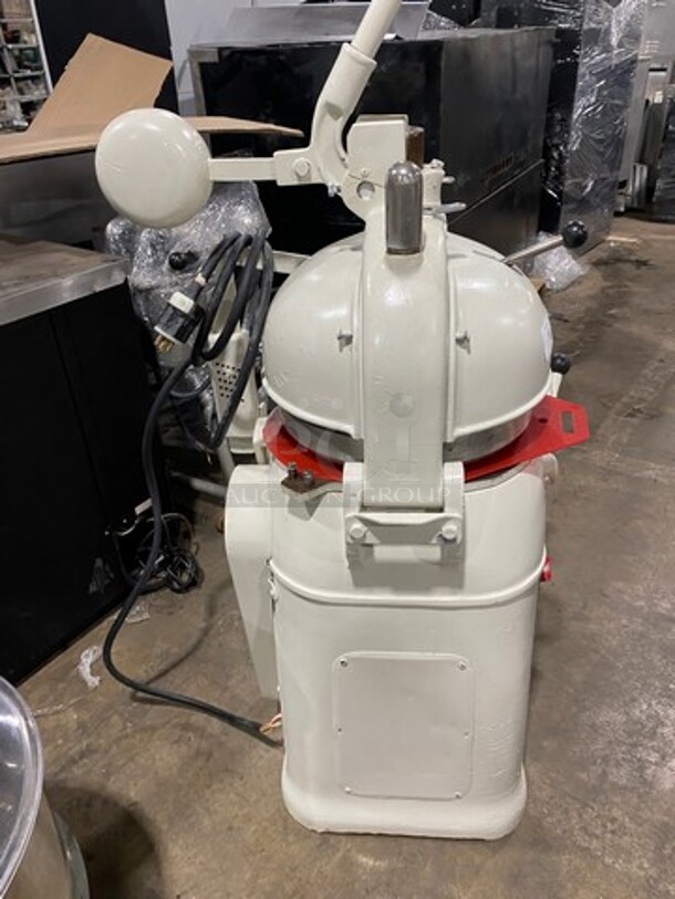 Sweet! Fortuna Commercial Floor Style Semi-Automatic Dough Divider! With Rounding Plate! Model: FORTUNA SN: 43622233 220V! Working When Removed! - Image 2 of 9