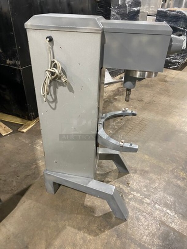 Univex Commercial Planetary Mixer! Model: SRM30 - Image 2 of 10