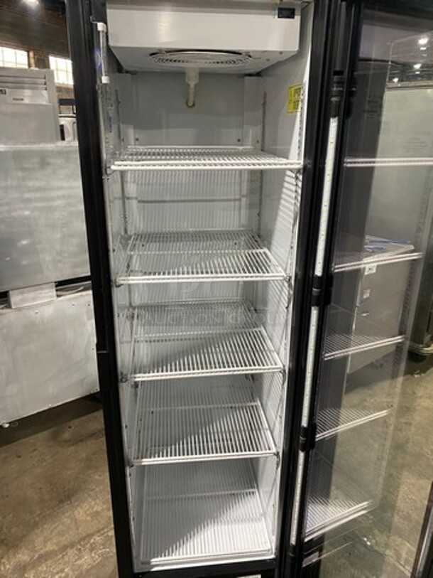 2016 Imbera Single Door Refrigerated Reach In Cooler Merchandiser! With View Through Door! With Poly Coated Racks! Model: VR09CCC02 SN: 642160501463 115V 60HZ 1 Phase - Image 5 of 9