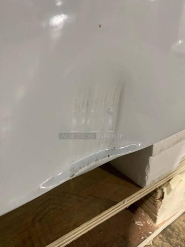 NEW! SCRATCH-N-DENT! LATE MODEL! Kelvinator Commercial Reach Down Chest Freezer! With Hinged Top Lid! Model: KCCF210WH SN: 148200020 115V - Image 8 of 12