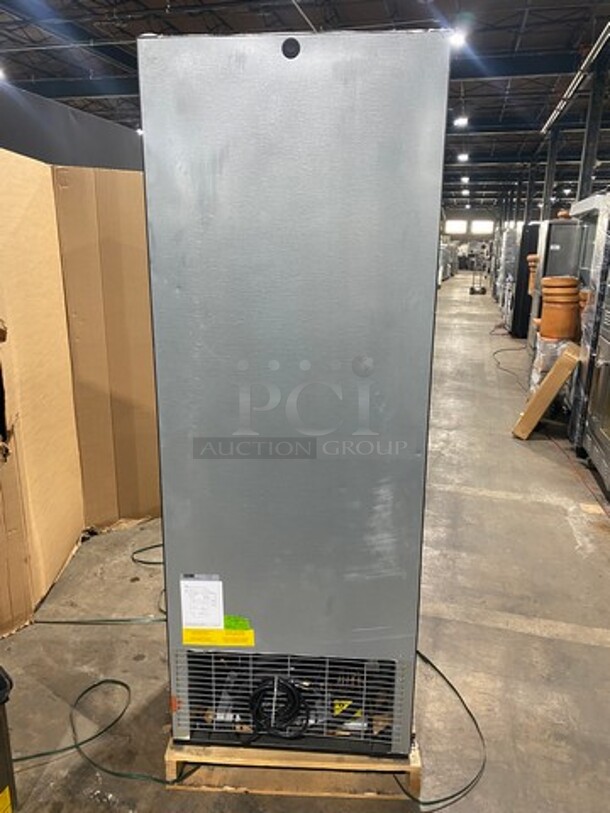NEW! SCRATCH-N-DENT! LATE MODEL! 2019 Asber Commercial Single Door Reach In Cooler Merchandiser! With View Through Door! Poly Coated Racks! Model: ARM17A SN: 8101693579 115V 60HZ 1 Phase - Image 3 of 9