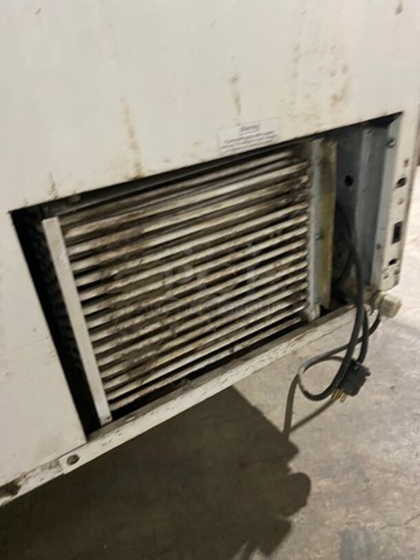 Hussmann Commercial Ice Cream Dipping Cabinet/ Display Case Merchandiser! 115V 60HZ 1 Phase - Image 6 of 7
