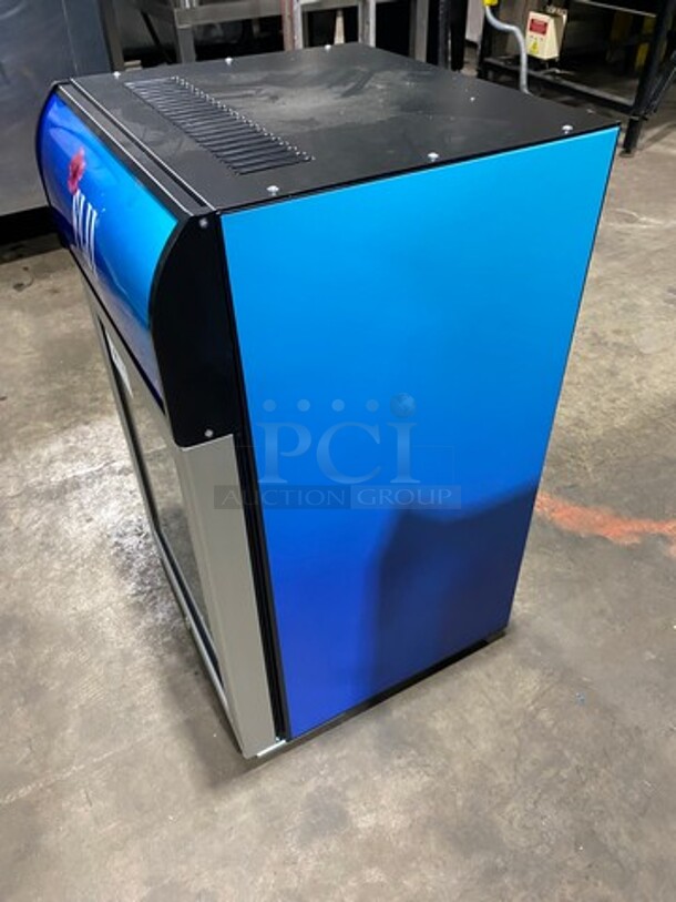 WOW! BRAND NEW! OUT OF THE BOX! AHT Commercial Countertop Mini Reach In Cooler Merchandiser! With View Through Door! With Poly Coated Racks! Model: CTB200 SN: CTB200B11B1510V00178 115V - Image 2 of 8