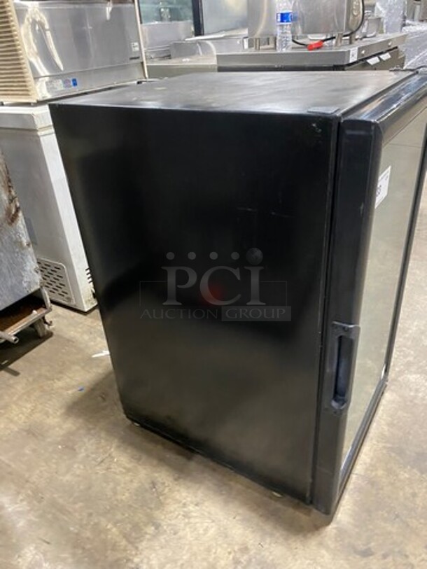 2013 Imbera Commercial Countertop Mini Reach In Cooler Merchandiser! With View Through Door! With Poly Coated Racks! Model: VR06 SN: 654130601680 115V 60HZ 1 Phase - Image 2 of 7
