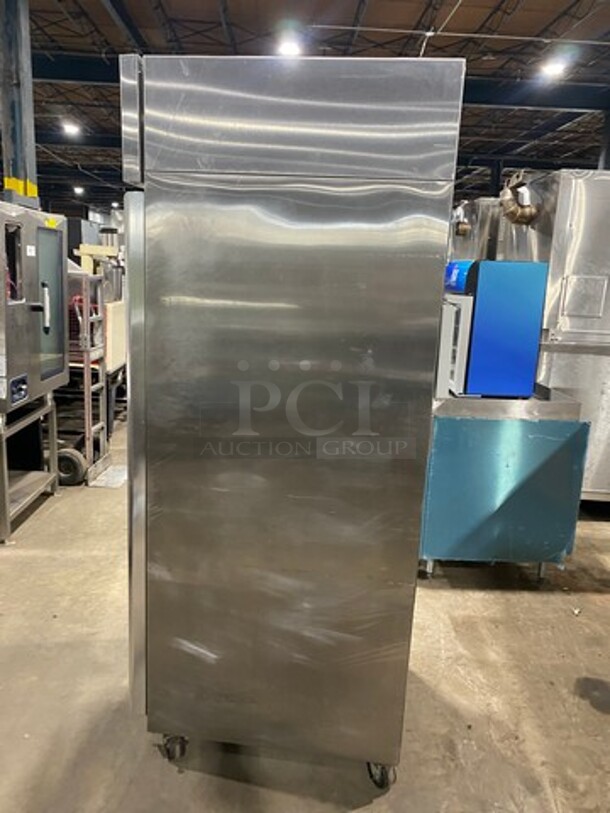 Hoshizaki Commercial Single Door Reach In Cooler! With View Through Door! Poly Drink Racks! Stainless Steel Body! On Casters! Model: CR1SFGECL SN: H50277E 115V 60HZ 1 Phase - Image 4 of 9