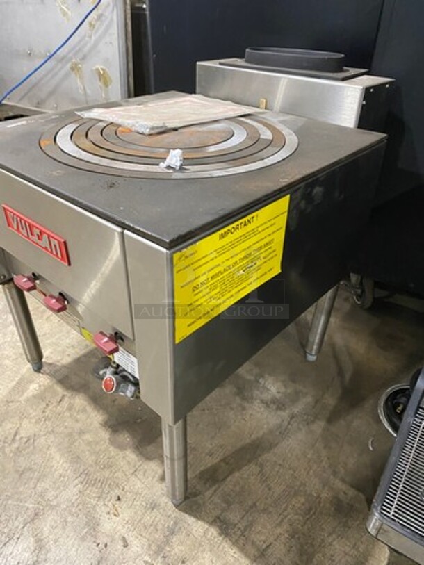 WOW! BRAND NEW! NEVER USED! Vulcan Commercial Natural Gas Powered 5 Ring Jet Burner Stock Pot! All Stainless Steel! On Legs! Model: SPR10005 SN: 481079555RS - Image 2 of 9