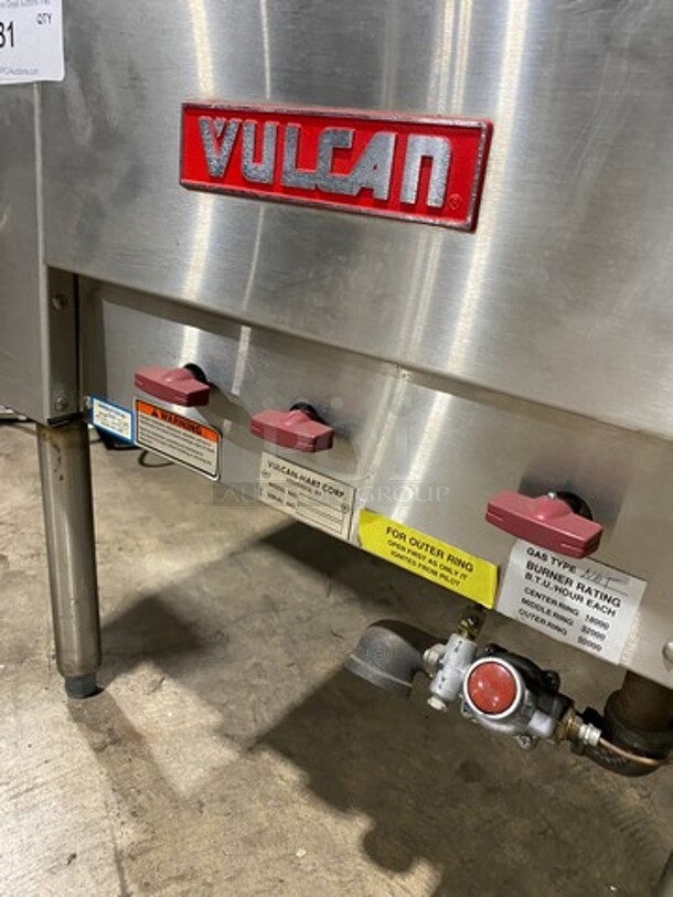 WOW! BRAND NEW! NEVER USED! Vulcan Commercial Natural Gas Powered 5 Ring Jet Burner Stock Pot! All Stainless Steel! On Legs! Model: SPR10005 SN: 481079555RS - Image 6 of 9