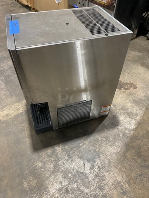 WOW! Hoshizaki Commercial Countertop Refrigerated Ice Maker/Dispenser And Water Dispenser! All Stainless Steel! With Legs! Model: DCM270BAH SN: E06216G 115/120V 60HZ 1 Phase - Image 3 of 8