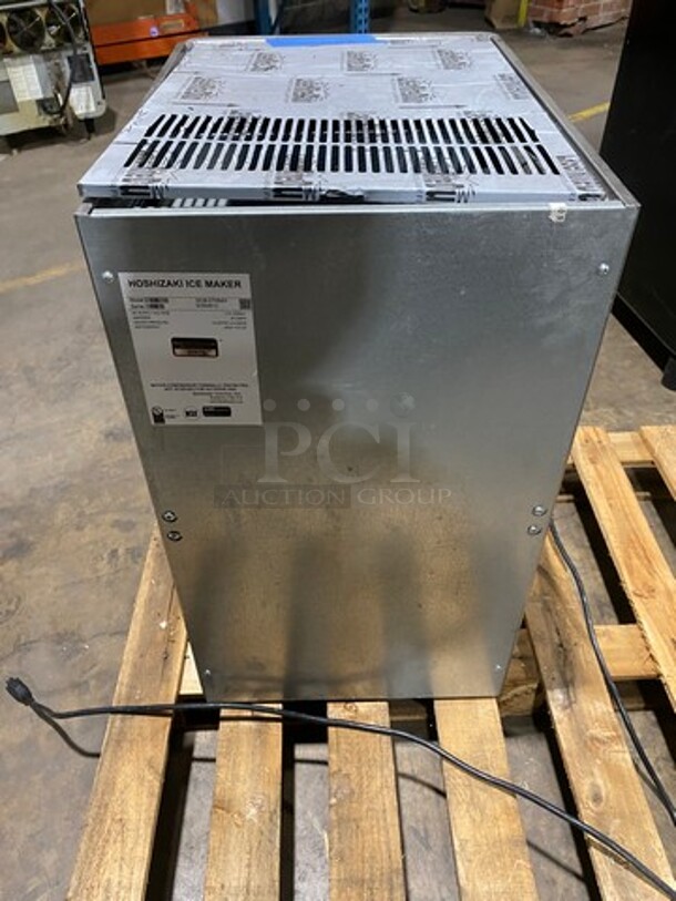 WOW! Hoshizaki Commercial Countertop Refrigerated Ice Maker/Dispenser And Water Dispenser! All Stainless Steel! With Legs! Model: DCM270BAH SN: E05091C 115/120V 60HZ 1 Phase - Image 3 of 8
