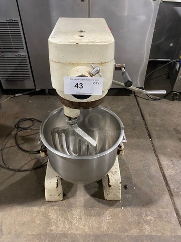 Berkel Commercial 20QT Planetary Mixer! With Mixing Bowl! With Paddle Attachment! WORKING WHEN REMOVED! Model: BX20 SN: 9251100101947 115V 60HZ 1 Phase