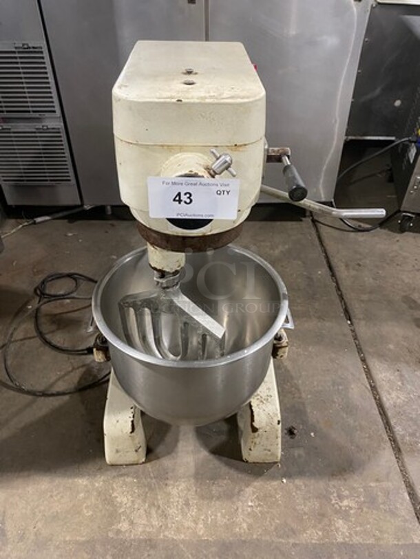 Berkel Commercial 20QT Planetary Mixer! With Mixing Bowl! With Paddle Attachment! WORKING WHEN REMOVED! Model: BX20 SN: 9251100101947 115V 60HZ 1 Phase - Image 1 of 9