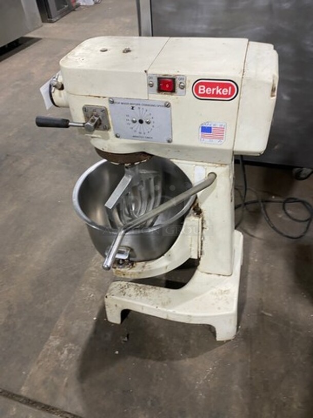 Berkel Commercial 20QT Planetary Mixer! With Mixing Bowl! With Paddle Attachment! WORKING WHEN REMOVED! Model: BX20 SN: 9251100101947 115V 60HZ 1 Phase - Image 4 of 9