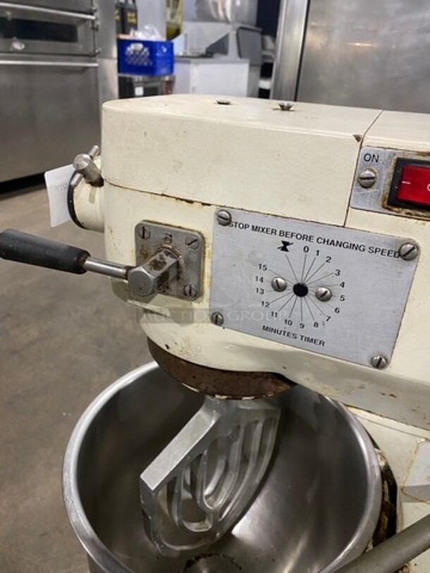 Berkel Commercial 20QT Planetary Mixer! With Mixing Bowl! With Paddle Attachment! WORKING WHEN REMOVED! Model: BX20 SN: 9251100101947 115V 60HZ 1 Phase - Image 6 of 9