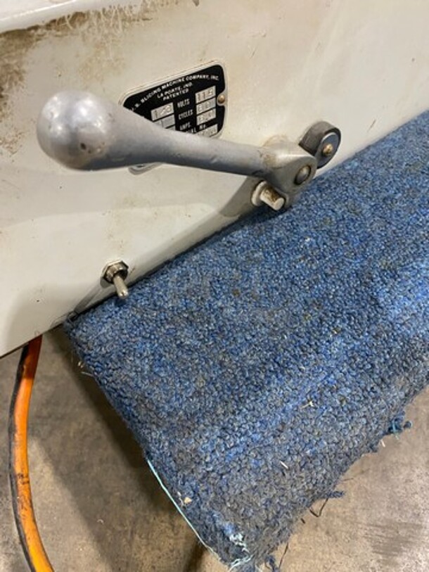 US Slicing Machine Commercial Countertop Bread Loaf Slicer! WORKING WHEN REMOVED! Model: MB7/16 SN: 140510MB337 115V 60HZ 1 Phase - Image 8 of 9