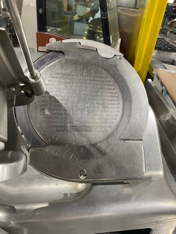 Berkel Commercial Countertop Meat/Deli Slicer! All Stainless Steel! Model: 9191 SN: 9365111105091 115V 60HZ 1 Phase - Image 7 of 9
