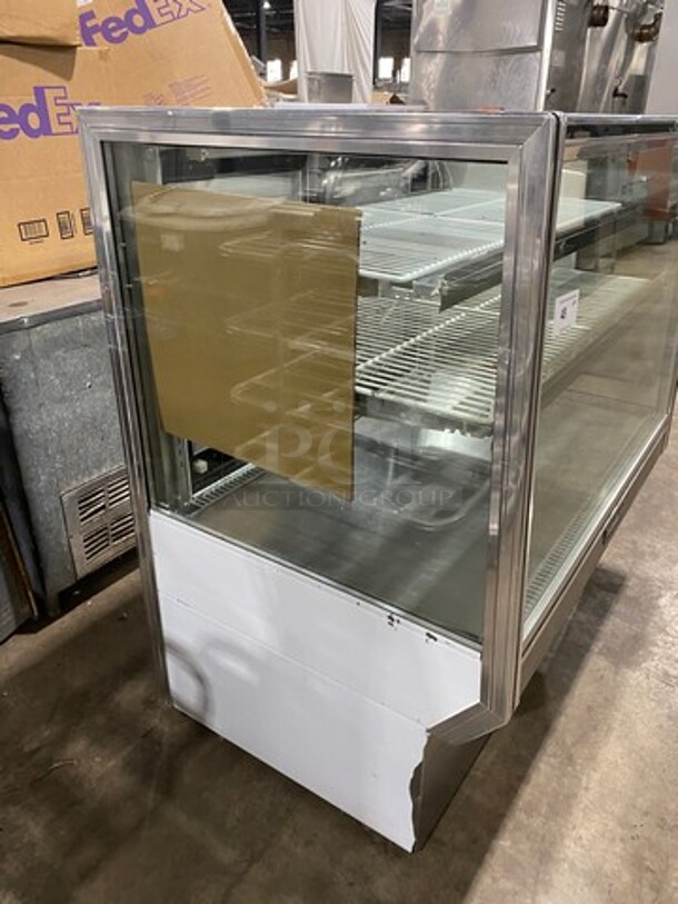 2011 Leader Commercial Refrigerated Deli/ Bakery Display Case Merchandiser! With Straight Front Glass! With Rear Access Doors! Stainless Steel Outline! Model: HBK48SC SN: PU08S0804A 115V 60HZ 1 Phase - Image 3 of 9