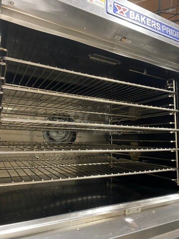 NICE! Bakers Pride Commercial Natural Gas Powered Double Deck Convection Oven! With View Through Doors! Metal Oven Racks! All Stainless Steel! On Casters! 2x Your Bid Makes One Unit! Model: GDCO11G SN: 5552919060003 - Image 8 of 10