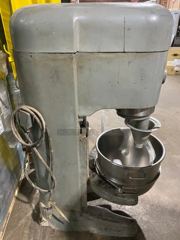 Hobart Commercial Floor Style 80QT Planetary Mixer! With Mixing Bowl! With Spiral Hook Attachment! Model: M802 SN: 11096840 220V 60HZ 3 Phase - Image 3 of 12