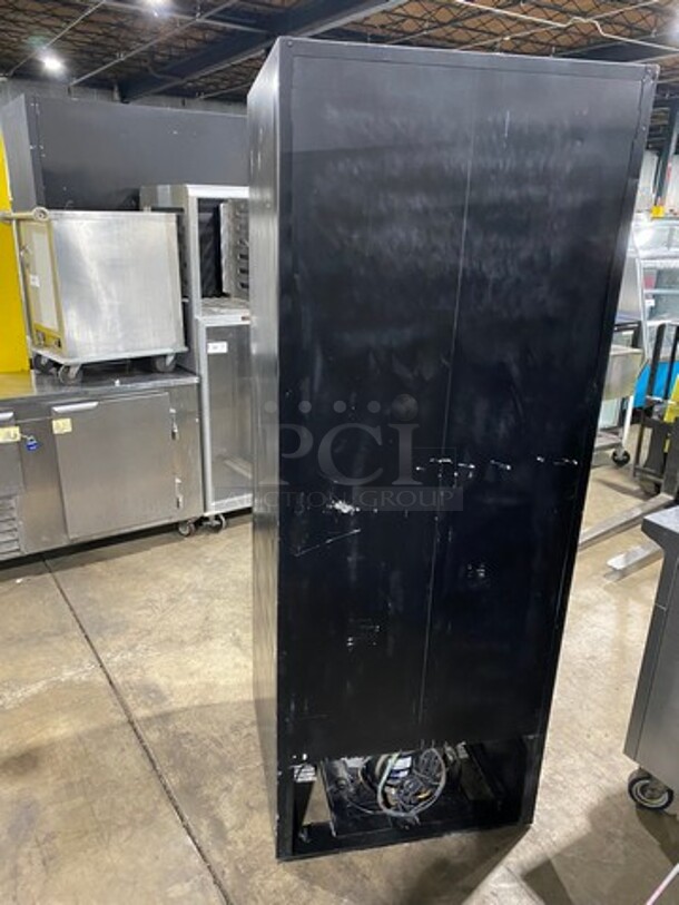 Fogel Commercial Single Door Reach In Cooler Merchandiser! With View Through Door! With Poly Coated Racks! Model: VR26BEVTROPRH SN: 060710032 115V 60HZ 1 Phase - Image 3 of 8