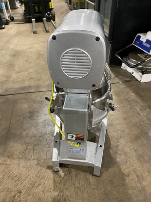 Hebvest Commercial 30Qt Planetary Mixer! With Mixing Bowl And Bowl Guard! With Spiral Hook Attachment! Model: SM30HD SN: C041812035 120V 60HZ 1 Phase - Image 3 of 8