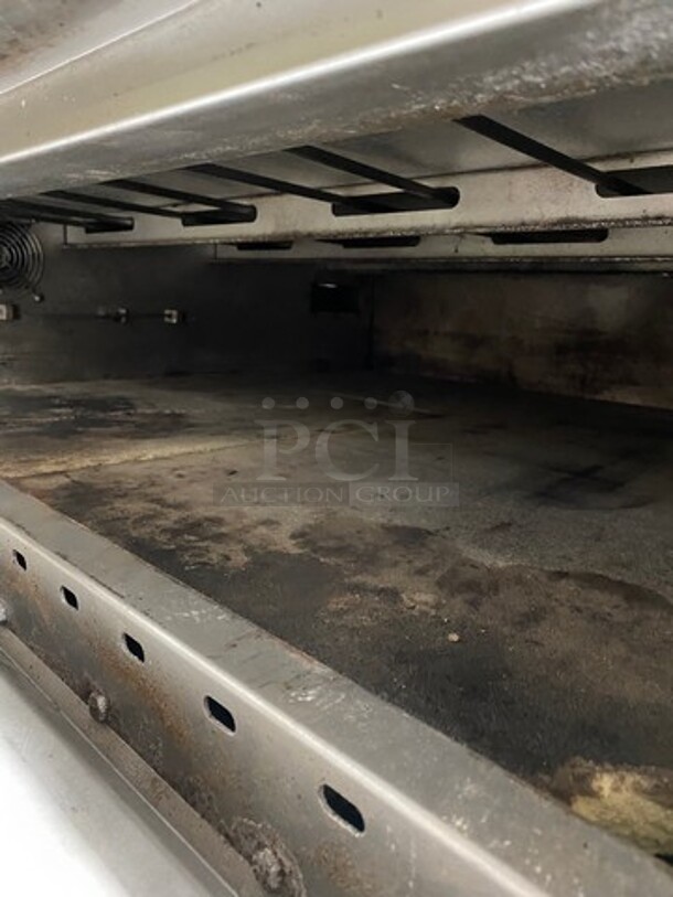 NICE! Bakers Pride Commercial Electric Powered Single Deck Pizza Oven! All Stainless Steel! On Legs! WORKING WHEN REMOVED! 208V 3 Phase - Image 5 of 9