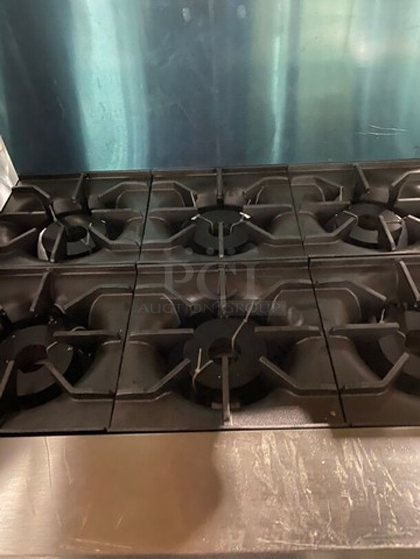 WOW! BRAND NEW! Rocket Commercial Natural Gas Powered 6 Burner Stove! With Raised Back Splash And Salamander Shelf! With Oven Underneath! All Stainless Steel! On Legs! - Image 2 of 10