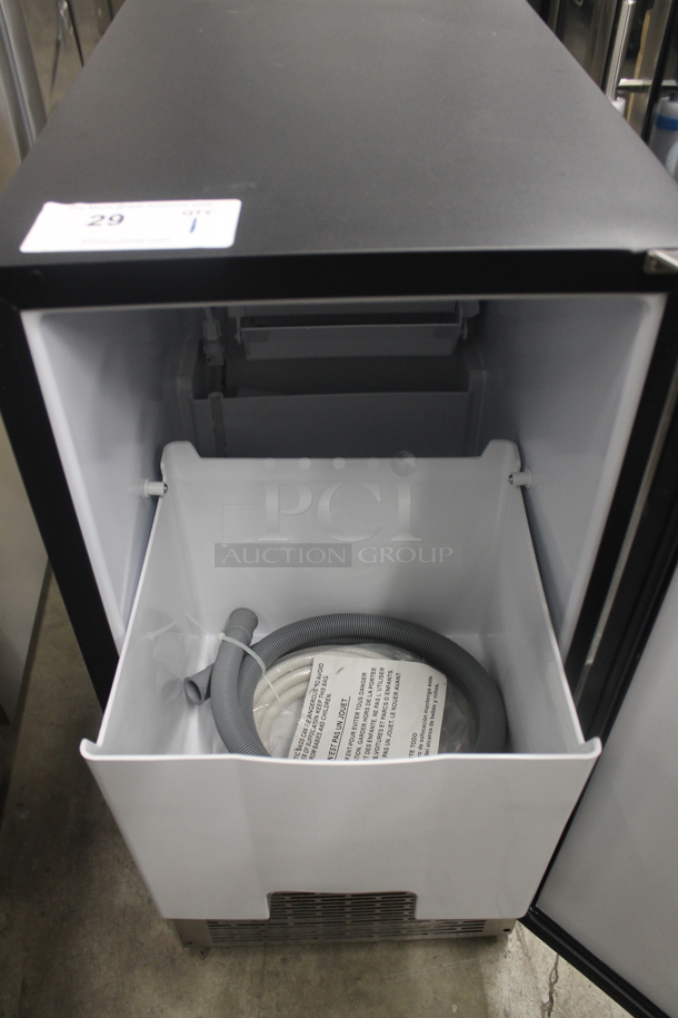 BRAND NEW SCRATCH AND DENT! Whynter UIM-502SS Built-In/ Freestanding Ice Maker With 50lb. Capacity. 115V. Tested And Working! - Image 4 of 7