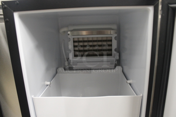 BRAND NEW SCRATCH AND DENT! Whynter UIM-502SS Built-In/ Freestanding Ice Maker With 50lb. Capacity. 115V. Tested And Working! - Image 5 of 7