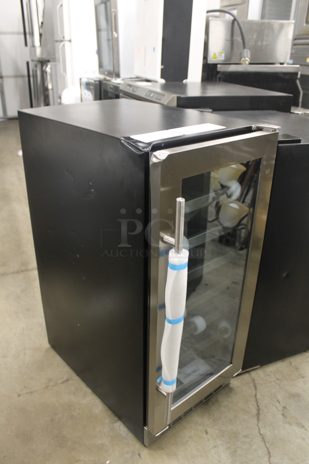 BRAND NEW SCRATCH AND DENT! Danby DWC031D1BSSPR Silhouette Stainless Steel Built-In 28 Bottle Wine Cooler. 115V. Tested And Working!  - Image 2 of 6