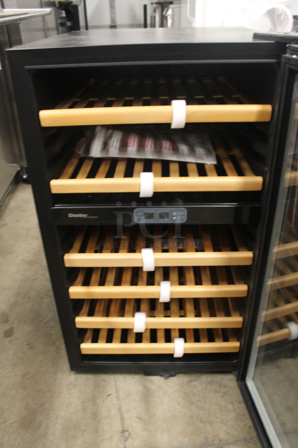 BRAND NEW SCRATCH AND DENT! Danby DWC283BLS-1 Free Standing 30 Bottle Wine Cooler With Wood Shelves. 115V. Tested and Working!  - Image 4 of 6