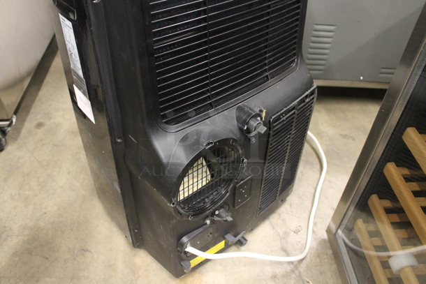 BRAND NEW SCRATCH AND DENT! Toshiba RAC-PD1411CRU Black Mobile Type Air Conditioner. 115V and 14,000 BTU. Tested And Working!  - Image 4 of 7