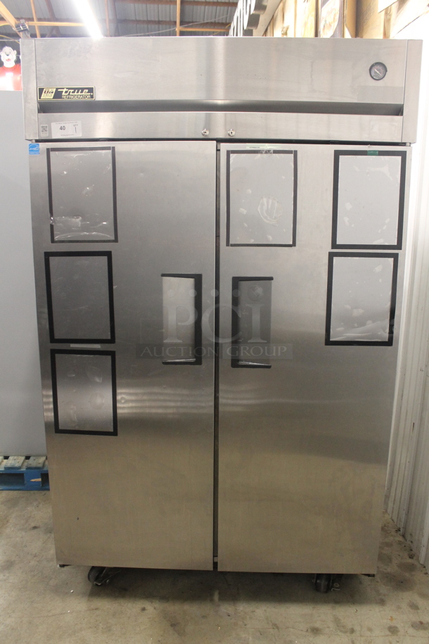 2014 True TG2R-2S Commercial Stainless Steel Two Door Reach-In Cooler With Polycoated Shelves. 115V, 1 Phase. Tested and Working! - Image 1 of 7
