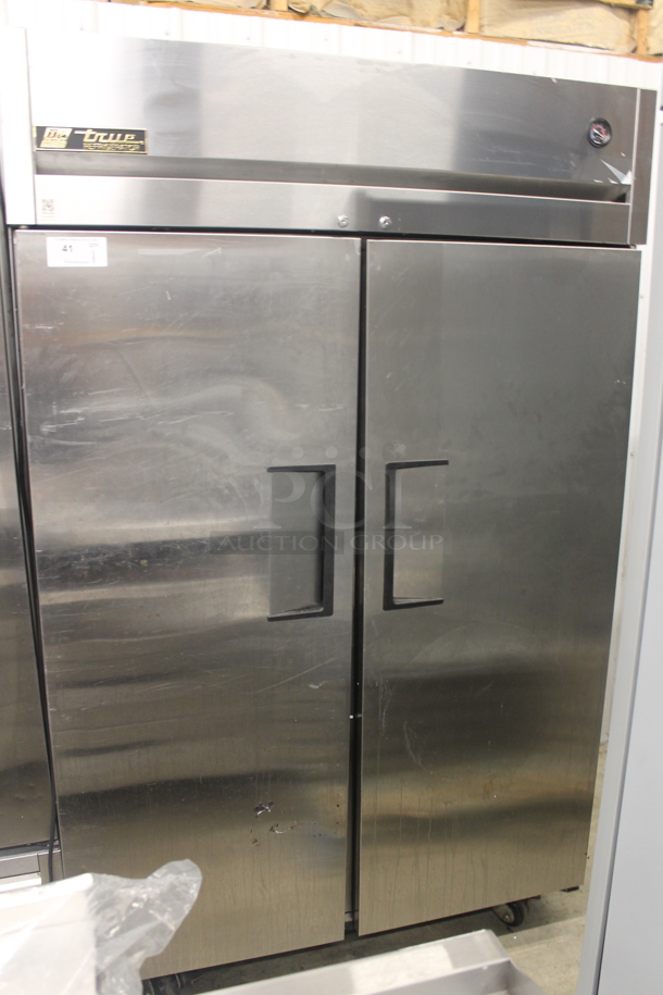 2015 True TG2R-2S Commercial Stainless Steel Two Door Reach-In Cooler With Polycoated Shelves. 115V, 1 Phase. Tested and Working! - Image 1 of 6