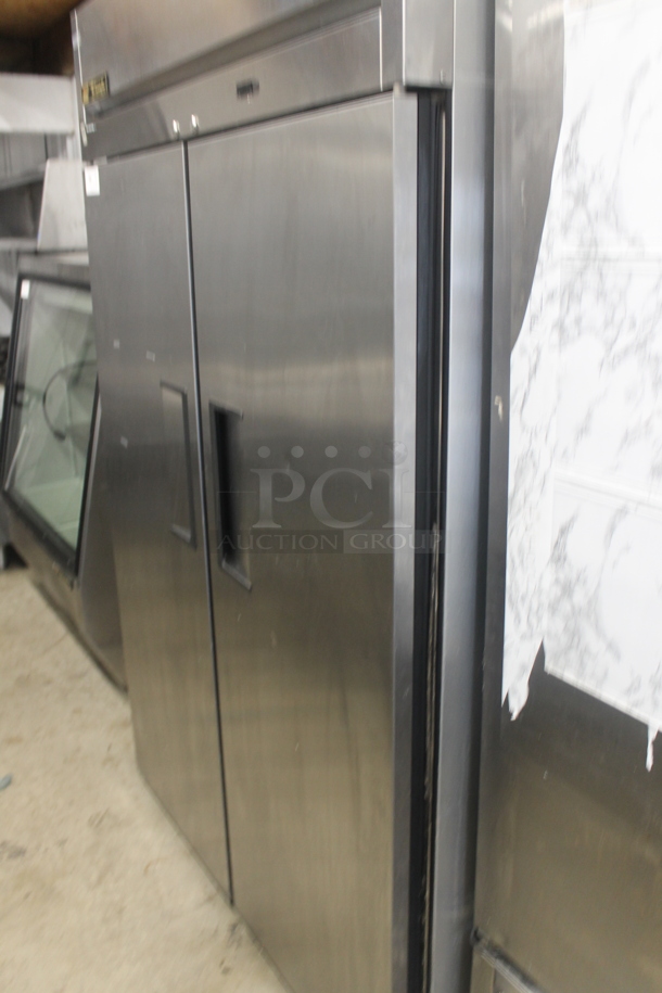 2013 True TG2R-2S Commercial Stainless Steel Two Door Reach-In Cooler With Polycoated Shelves And Box Of Commercial Casters. 115V, 1 Phase. Tested and Working! - Image 3 of 7