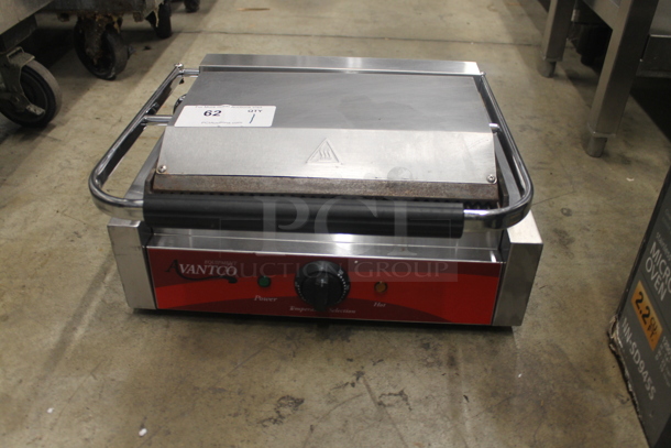 Avantco Commercial Stainless Steel Panini Sandwich Grill with Grooved Plates. 115 Volts, 1 Phase. Tested and Working! - Image 1 of 5