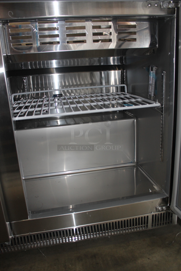 BRAND NEW SCRATCH AND DENT! Avantco 178SSCFT72HC Commercial Stainless Steel Refrigerated Salad Bar/Cold Food Table On Commercial Casters. 115V. Tested and Working!
 - Image 8 of 12